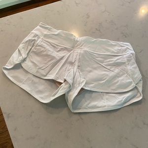 Lululemon Run Shorts - Sz 8 - white
